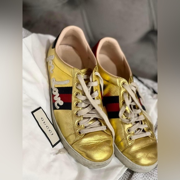 Gold Gucci Sneakers Size 8 worn a lot Unique fun scratched and USED - Picture 1 of 2